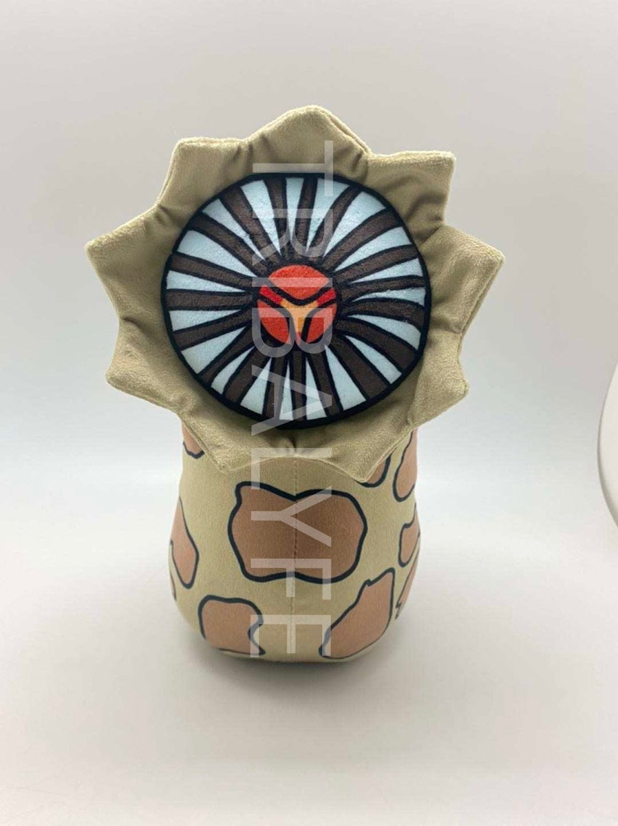 Dune The Great Sandworm: Shai-Hulud Plushie & Hard Enamel Pin Gift Bundle